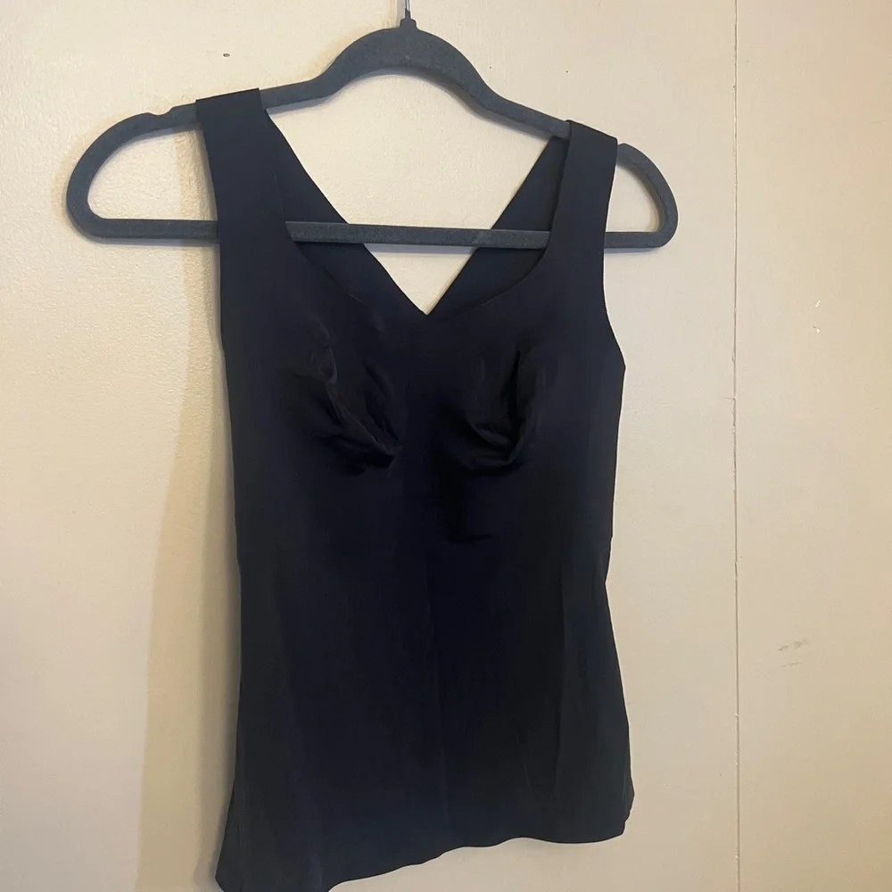 Evelyn & Bobbie Black Smoothing Cami - Picture 3 of 7